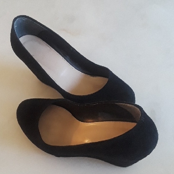 Chic Black Suede Carvela Wedge Shoes, 38, size 8 - Picture 3 of 12
